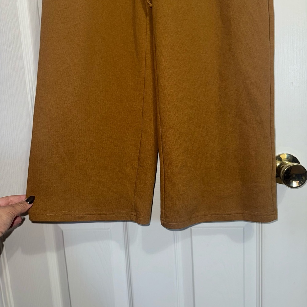 Listicle Tan Lounge Set size S - Picture 5 of 8